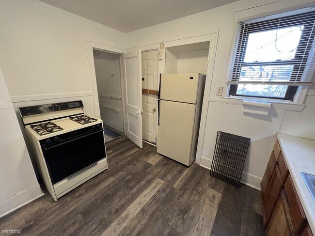 Building Photo - 2 br, 1 bath House - 16626 Monica St