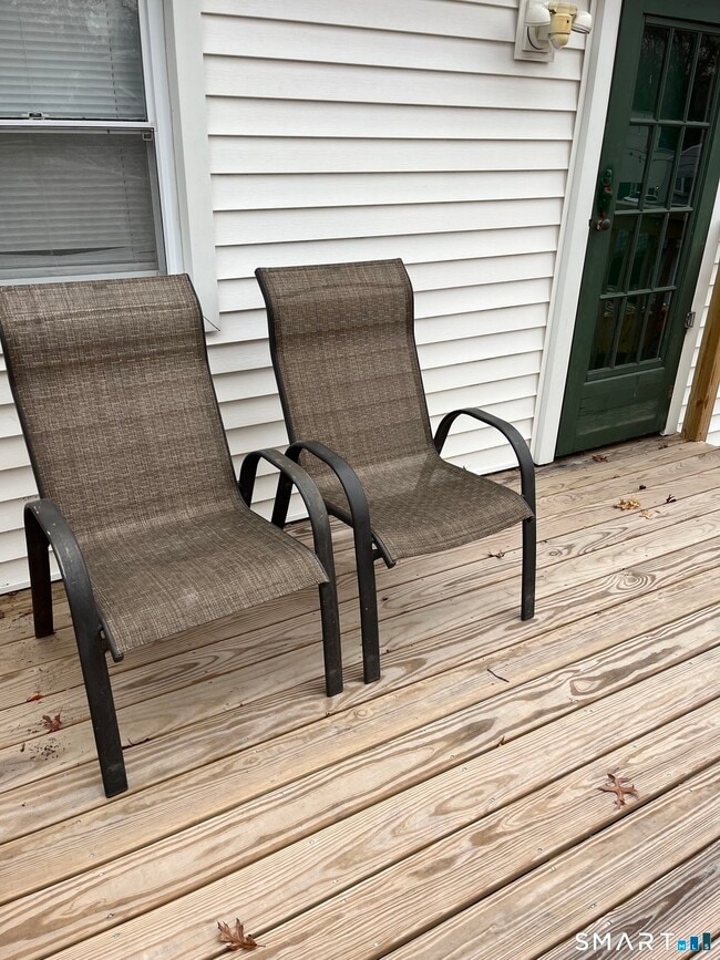 Foto del edificio - 657 Naugatuck Ave