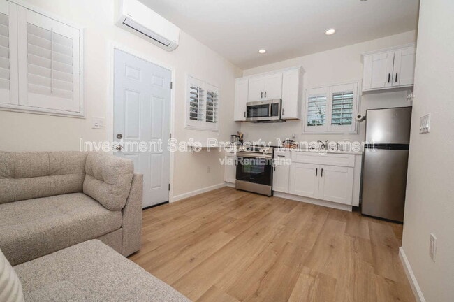 Foto del edificio - 1638 Dartmouth St