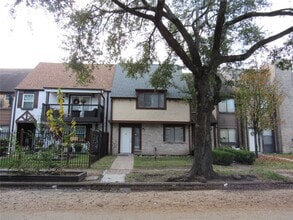 Building Photo - 15543 Weldon Dr