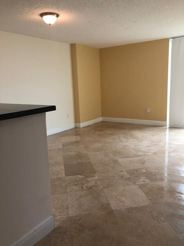 3000 Coral Way, Coral Gables, FL 33145 Condo for Rent in Coral Gables
