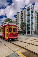Building Photo - Canal 1535