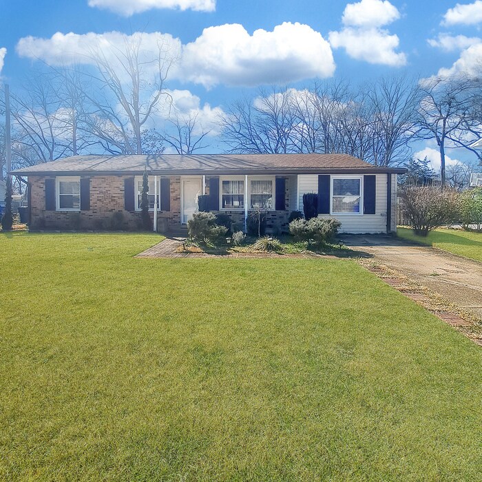 Primary Photo - Pet Friendly Mid-Century Modern Rambler wi...