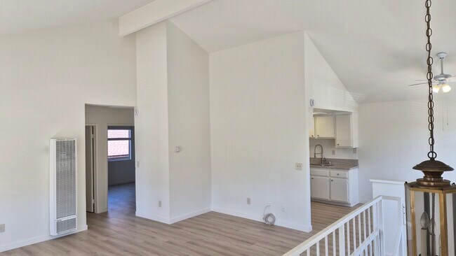 Building Photo - 15810 Normandie Ave