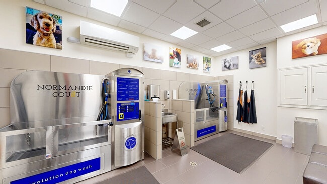 Foto del interior - Normandie Court