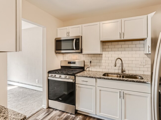 Foto del edificio - 7236 72nd Ln N