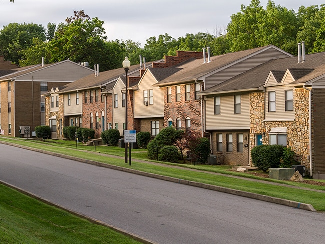 Building Photo - Park at Hurstbourne