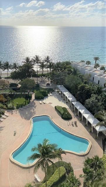 Primary Photo - 3001 S Ocean Dr