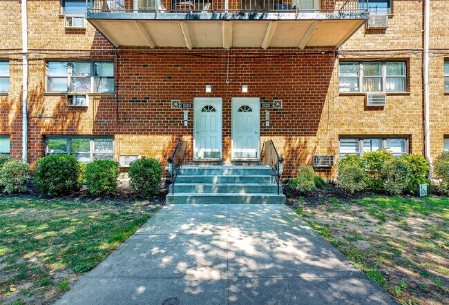 Foto del edificio - 153-21 78th St