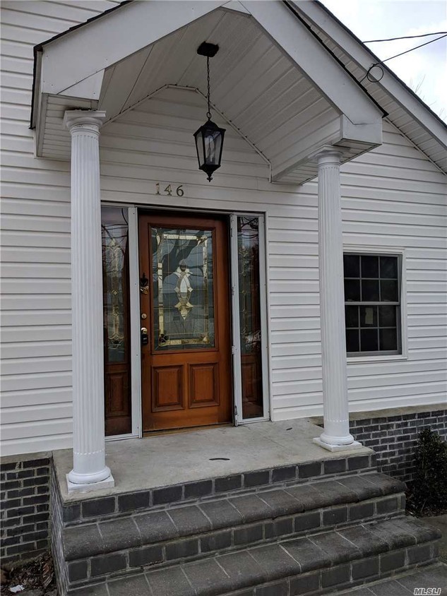 Foto principal - 146 McNair St
