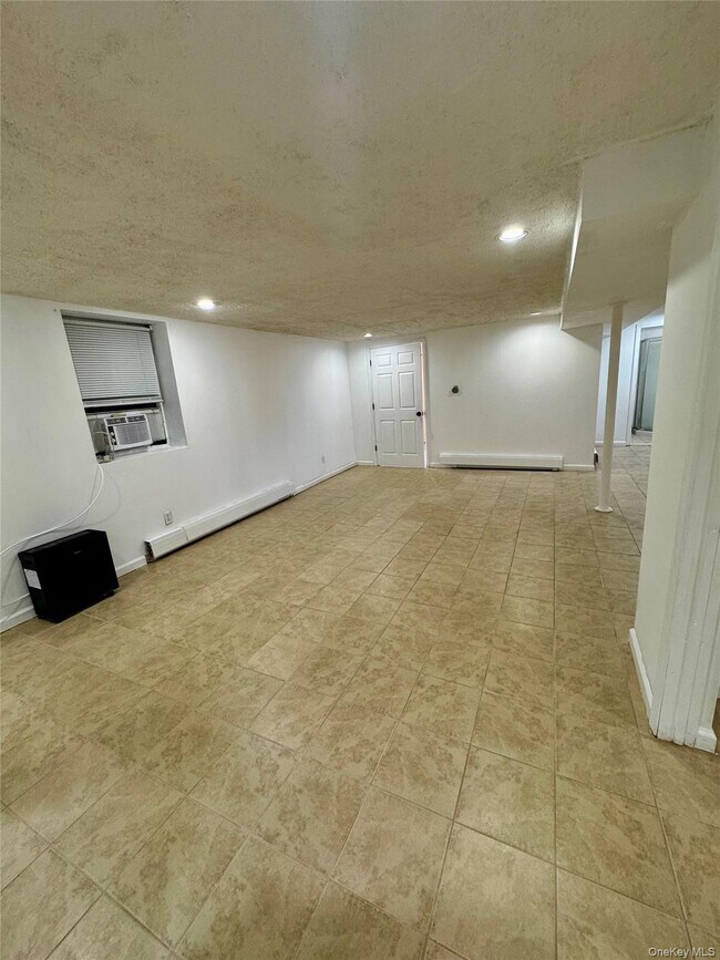 Foto del edificio - 15 New York Ave