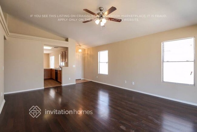 Building Photo - 14313 N 125th Dr