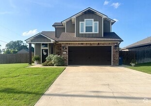 Building Photo - 15410 Anna Ln