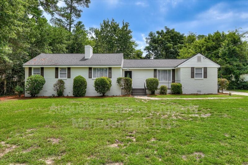 Primary Photo - 522 Martin Ln