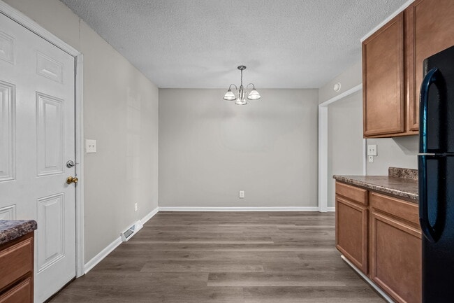 Building Photo - Caswell at Mill Creek