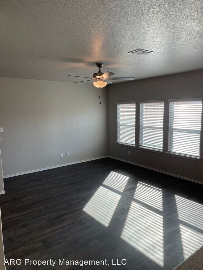 Building Photo - 3 br, 2.5 bath House - 13121 Candace Way