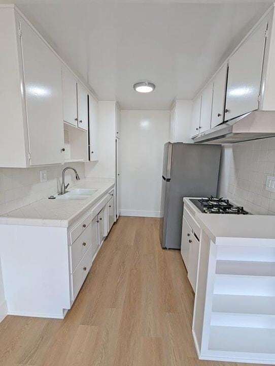 Foto del edificio - 1330 N Gardner St
