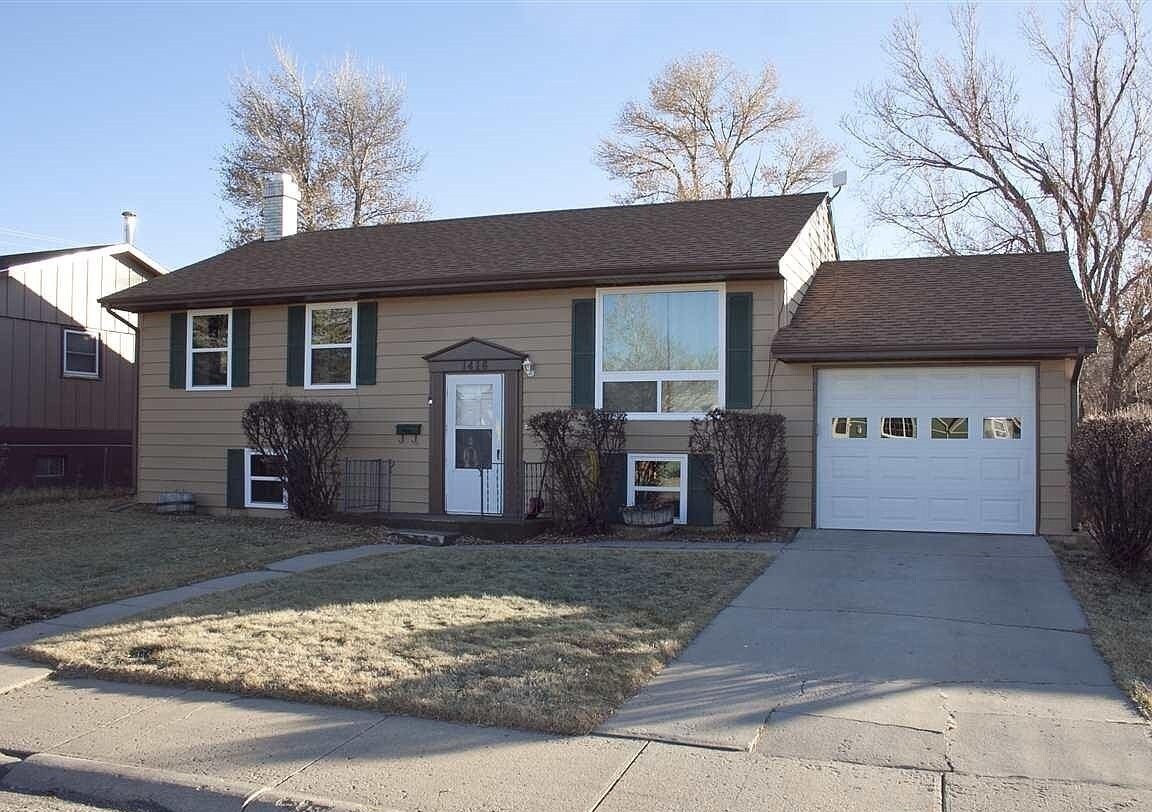 1416 Palmer Dr, Laramie, WY 82070 House Rental in Laramie, WY