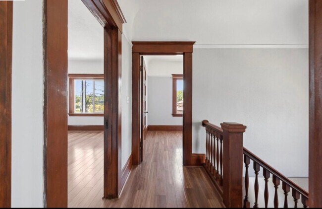 Building Photo - 1810 Adeline St