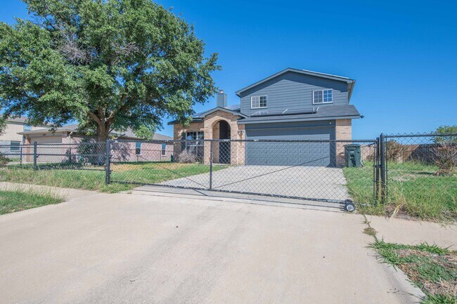 Foto del edificio - 4201 Thunder Creek Dr