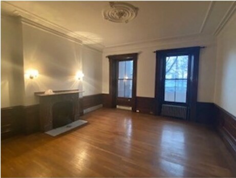 Building Photo - 11 Brimmer St