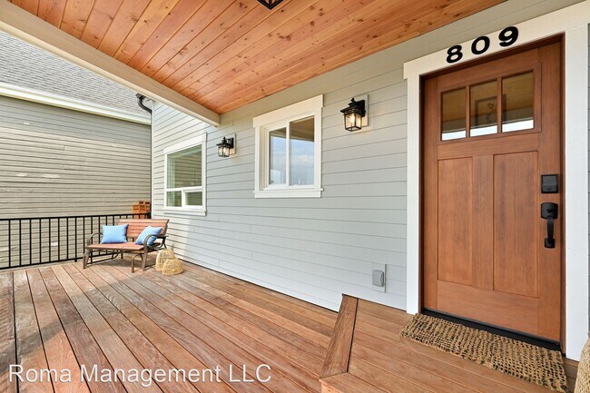 Building Photo - 3 br, 2 bath House - 809 12th Street