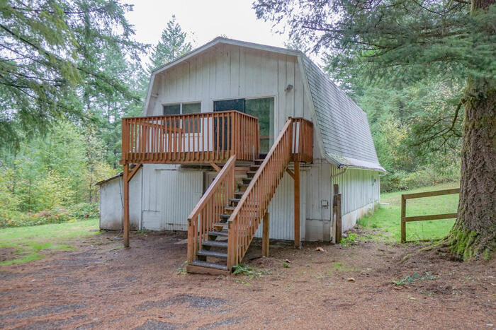 Primary Photo - COUNTRY LIVING JUST OUTSIDE Of washougal