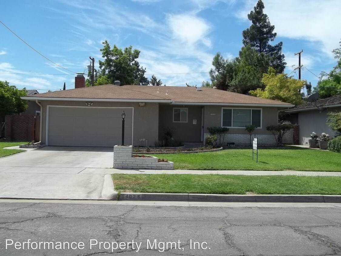 Primary Photo - 3 br, 2 bath House - 4028 E. Garland Ave.