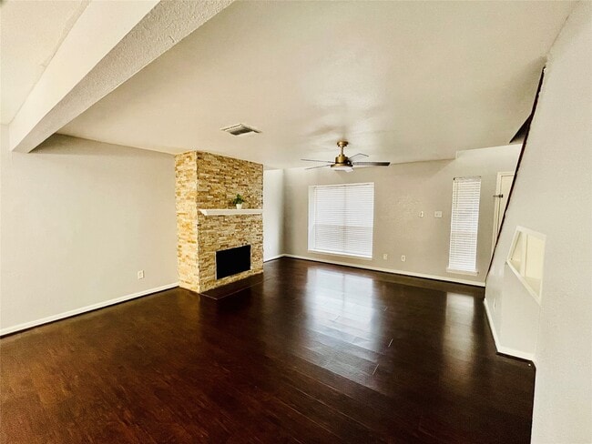 Building Photo - 2103 Place Rebecca Ln
