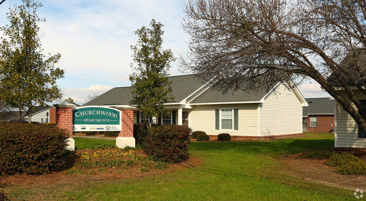 Primary Photo - Churchwood Apartments