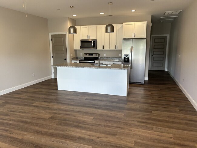 Foto del edificio - 1 BD 1BA APARTMENT FOR RENT IN CYPRESS RIDGE