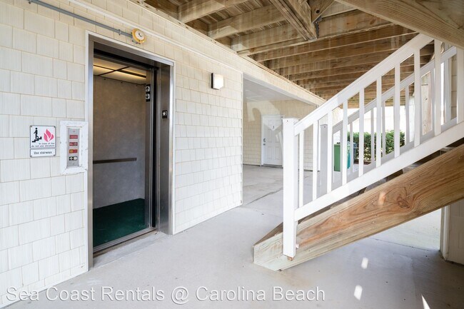 Building Photo - 3 br, 2 bath House - 1101 Fort Fisher Blvd...