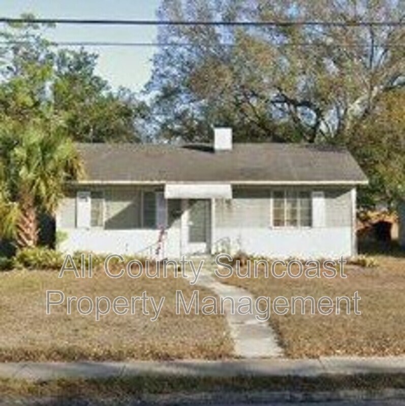 Foto principal - 4755 9th Ave N