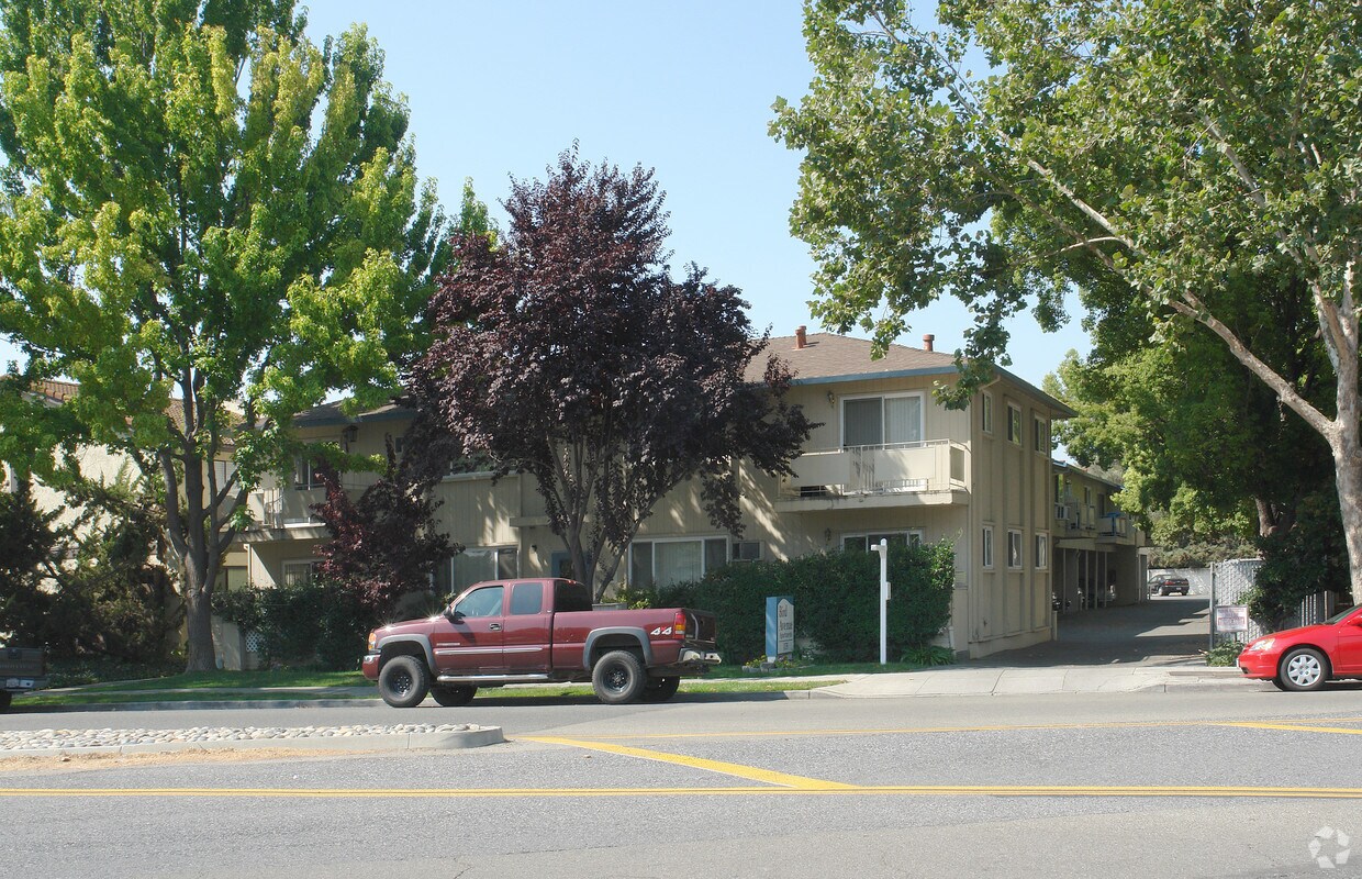 Foto principal - Bird Ave Apt