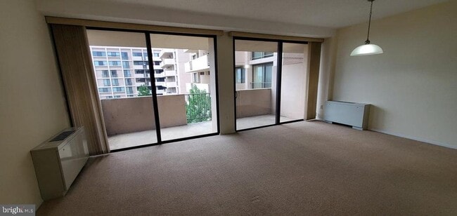 Building Photo - 4141 Henderson Rd