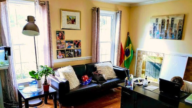 Foto del edificio - 604 Windmill Ln
