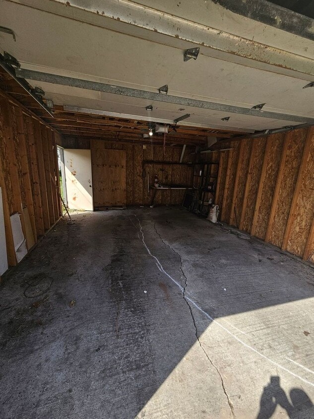 Building Photo - 4124 N 6th St