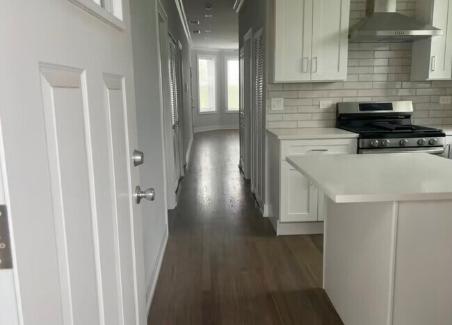 Foto del edificio - 3839 W 14th St