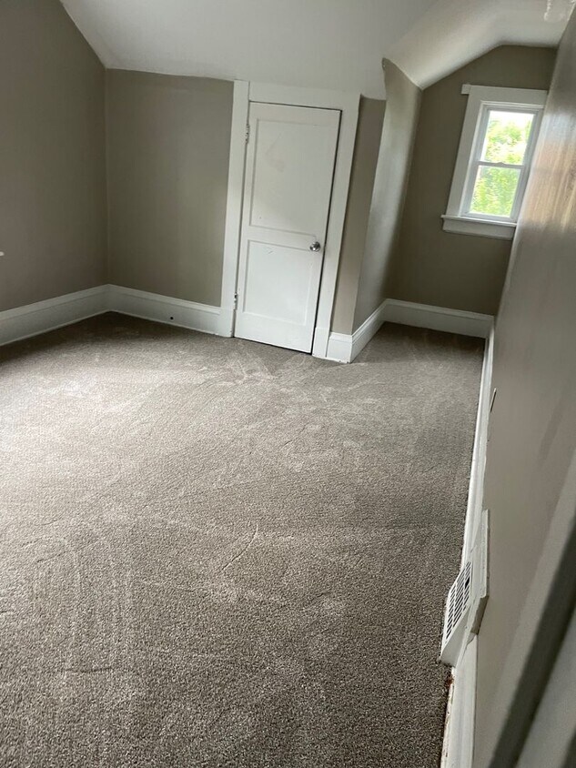 Foto del edificio - 2570 N 39th duplex