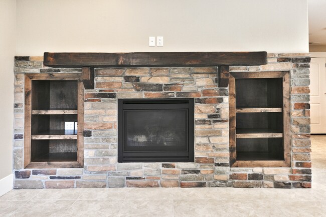Building Photo - 13639 N Freestyle Ln