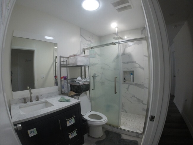 Building Photo - 3720 Elm Ave