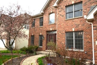 Building Photo - 2731 Fairhauser Rd