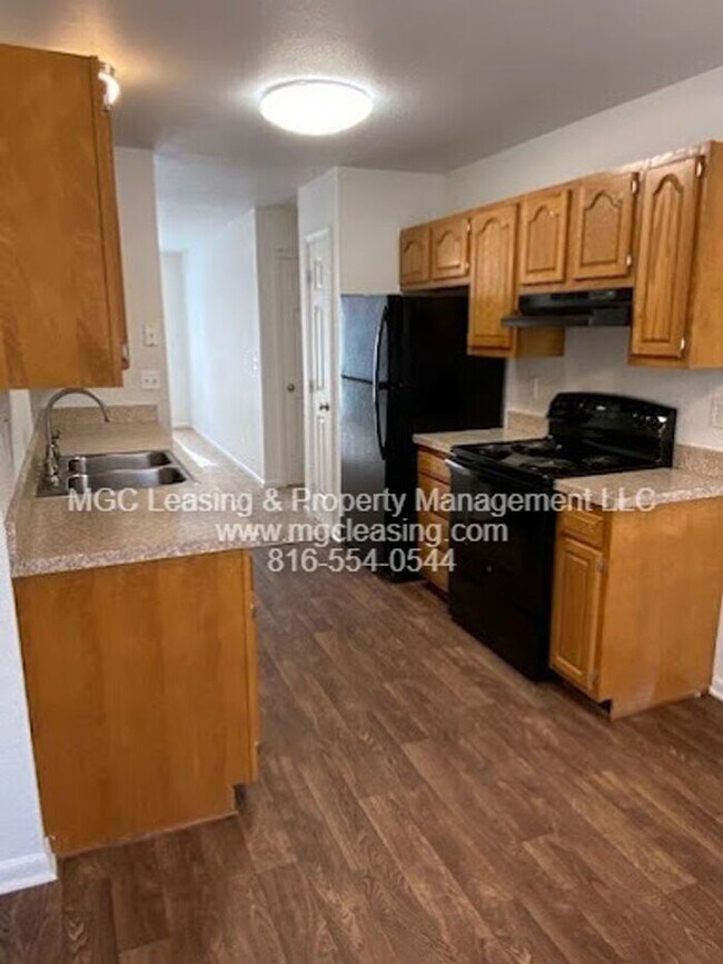 Foto del edificio - Everyday Comfort in Creekwood Park Townhom...