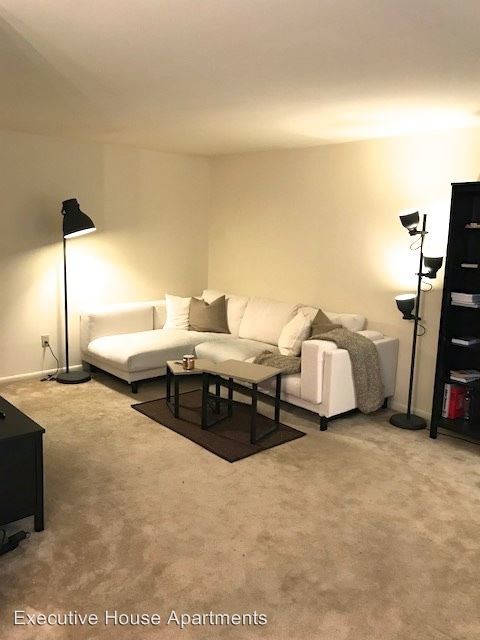 Building Photo - 1 br, 1 bath Apartment - 411 Waupelani Dr.