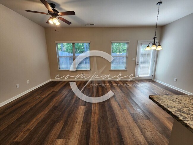 Building Photo - 6050 Oak Bend Ct