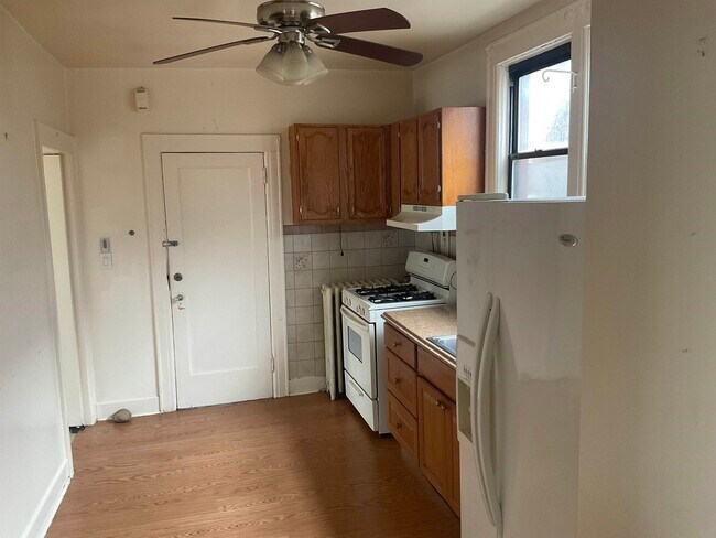 Foto del edificio - 1215 81st St