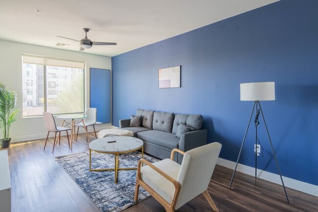 Foto del edificio - 701 W Rio Salado Pkwy