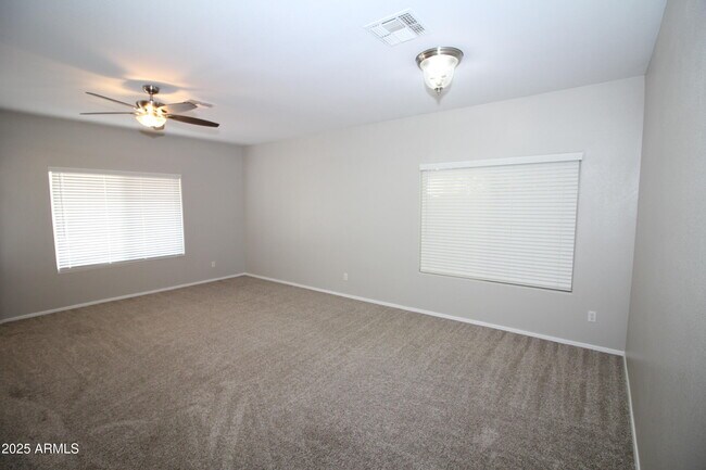 Building Photo - 8166 W Rose Garden Ln