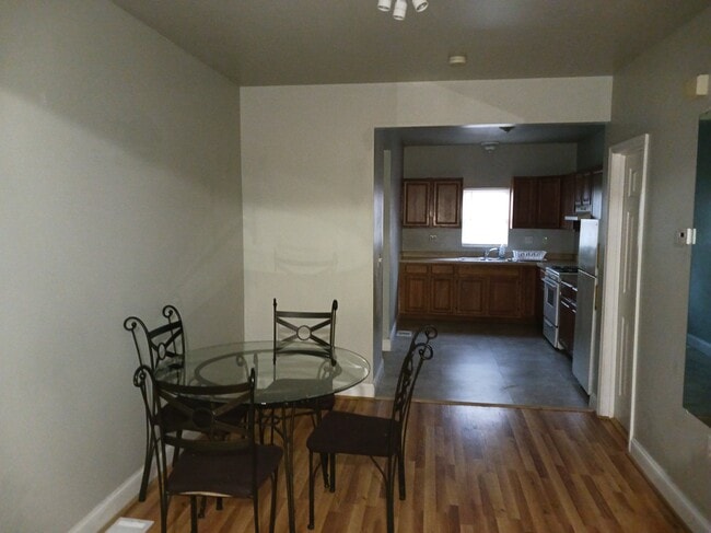 Foto del edificio - 162 N 2nd St