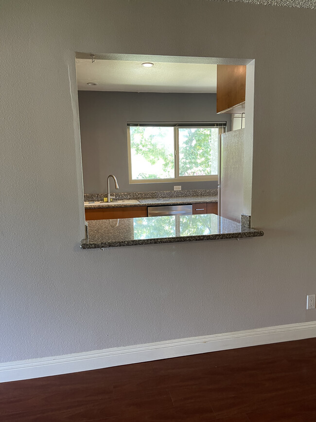 Building Photo - 4714 Park Granada